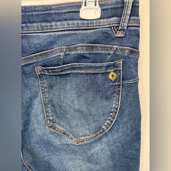 Democracy Ab solution distressed slim fit jeans denim size 14 stretch mid rise - Picture 11 of 11